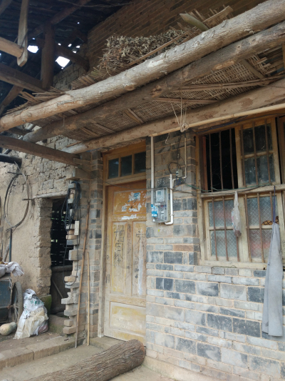 建档立卡户学生家庭居住环境2.jpg