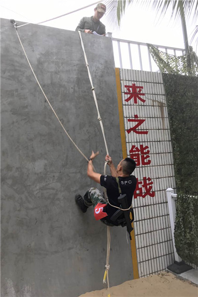 野战现场2.jpg