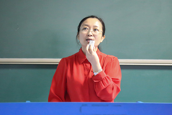 巩丽荣老师1.jpg