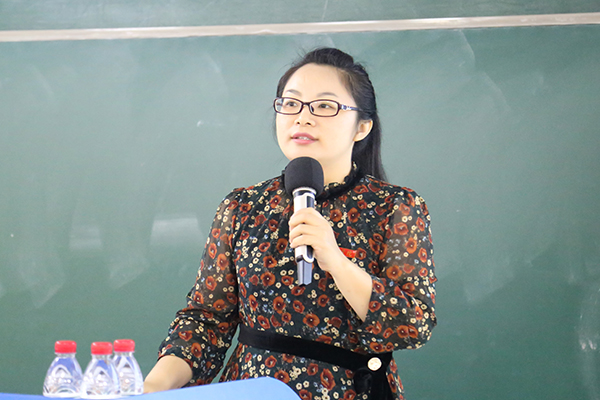 李晓倩老师.jpg